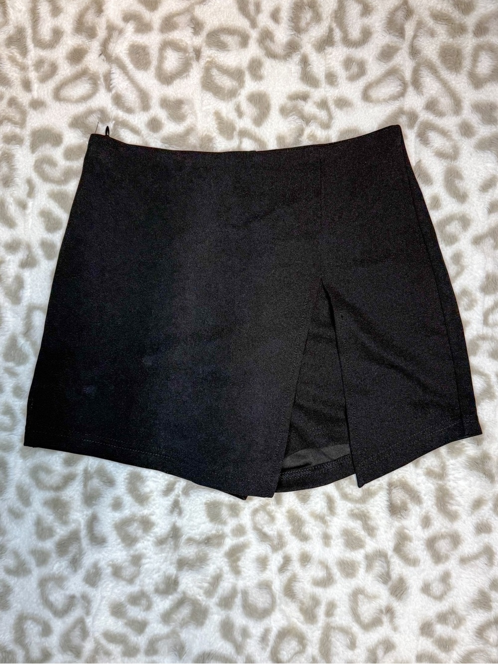 SHEIN Black Women's Skort with Front Slit Detail